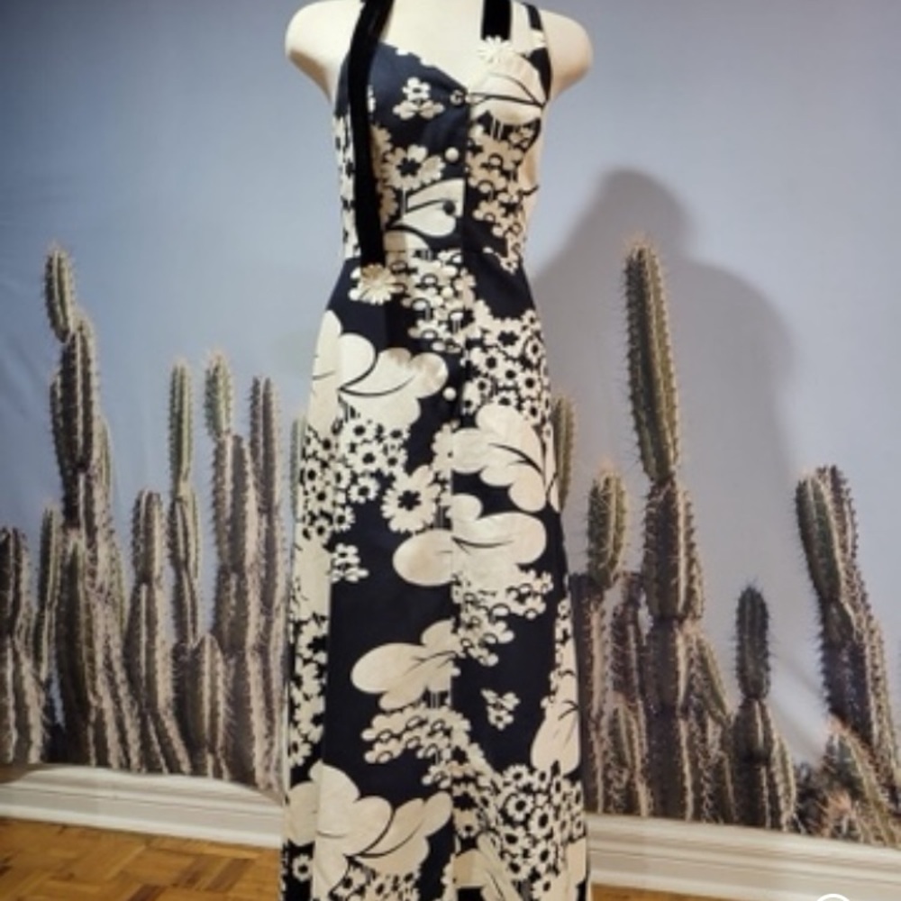 Elegant Black and White Floral cotton Maxi Dress